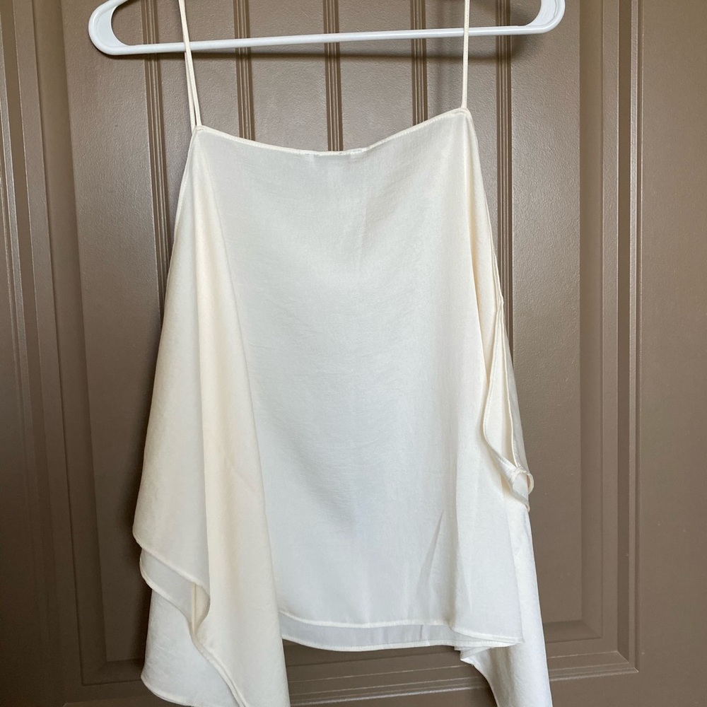 Express Square Neck Cold Shoulder Cami - Picture 4 of 5